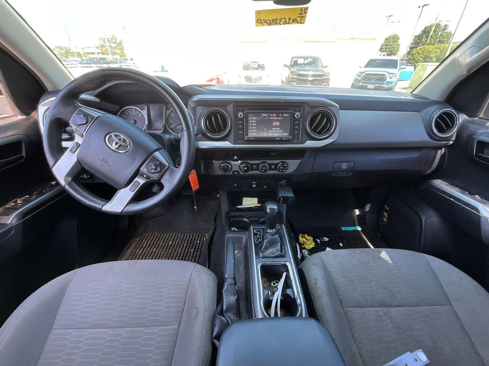Used 2018 Toyota Tacoma SR5 AWD/4WD image 7