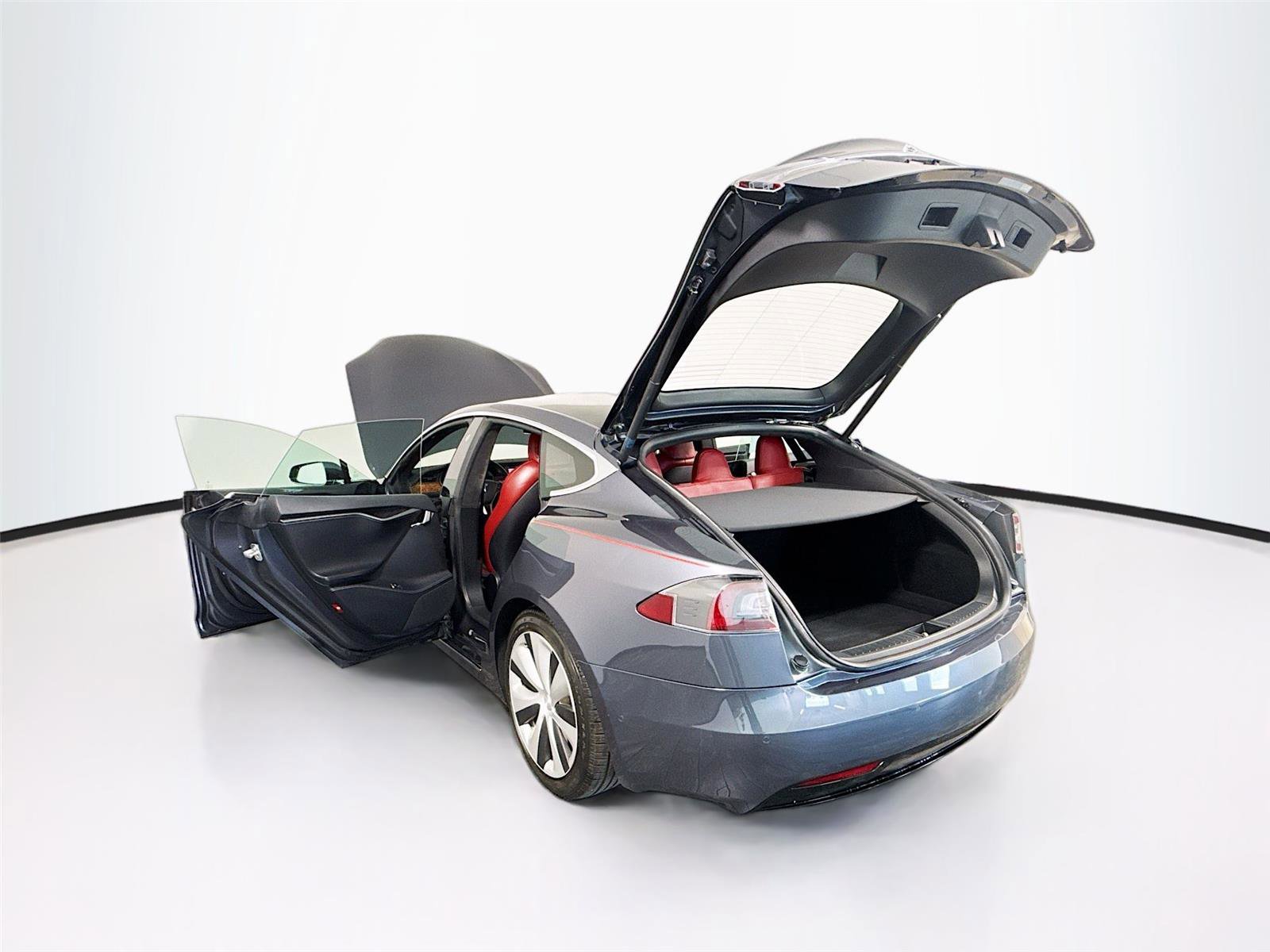 Used 2021 Tesla Model S Long Range Plus image 31