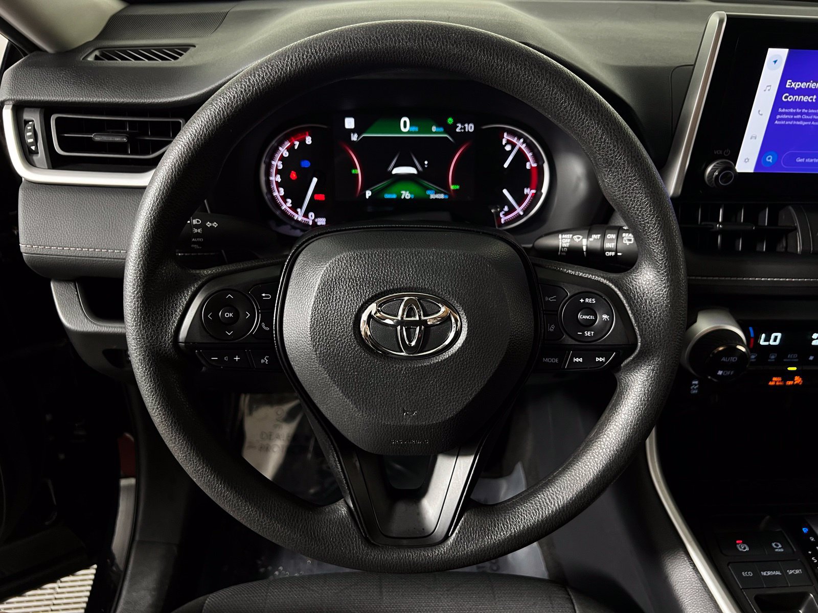 Certified 2025 Toyota RAV4 XLE FWD image 15