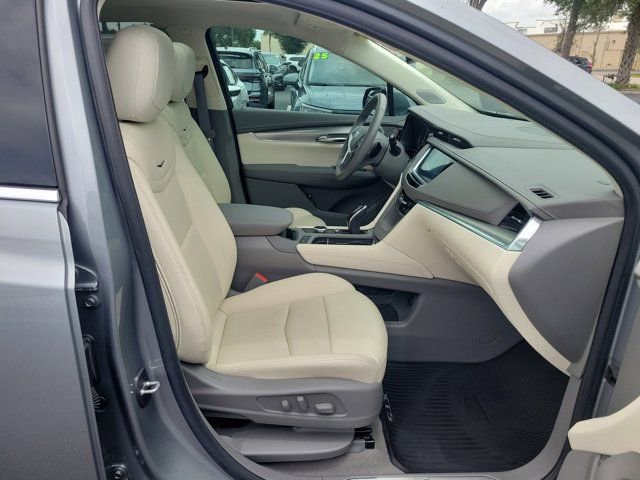Used 2024 Cadillac XT5 Premium Luxury FWD image 8