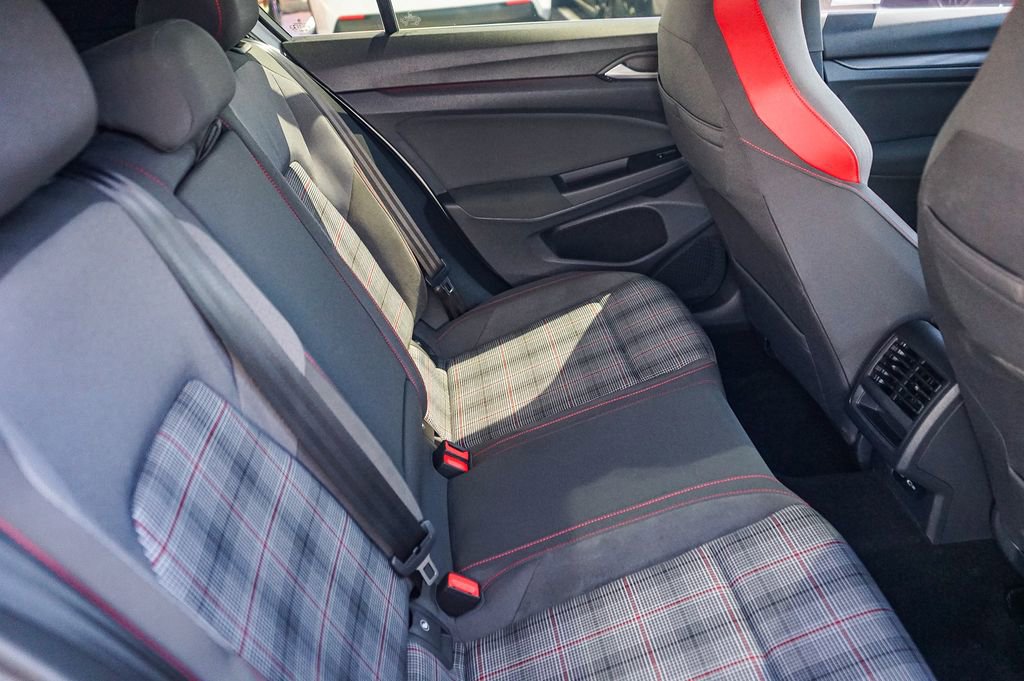 Used 2022 Volkswagen GTI SE image 19