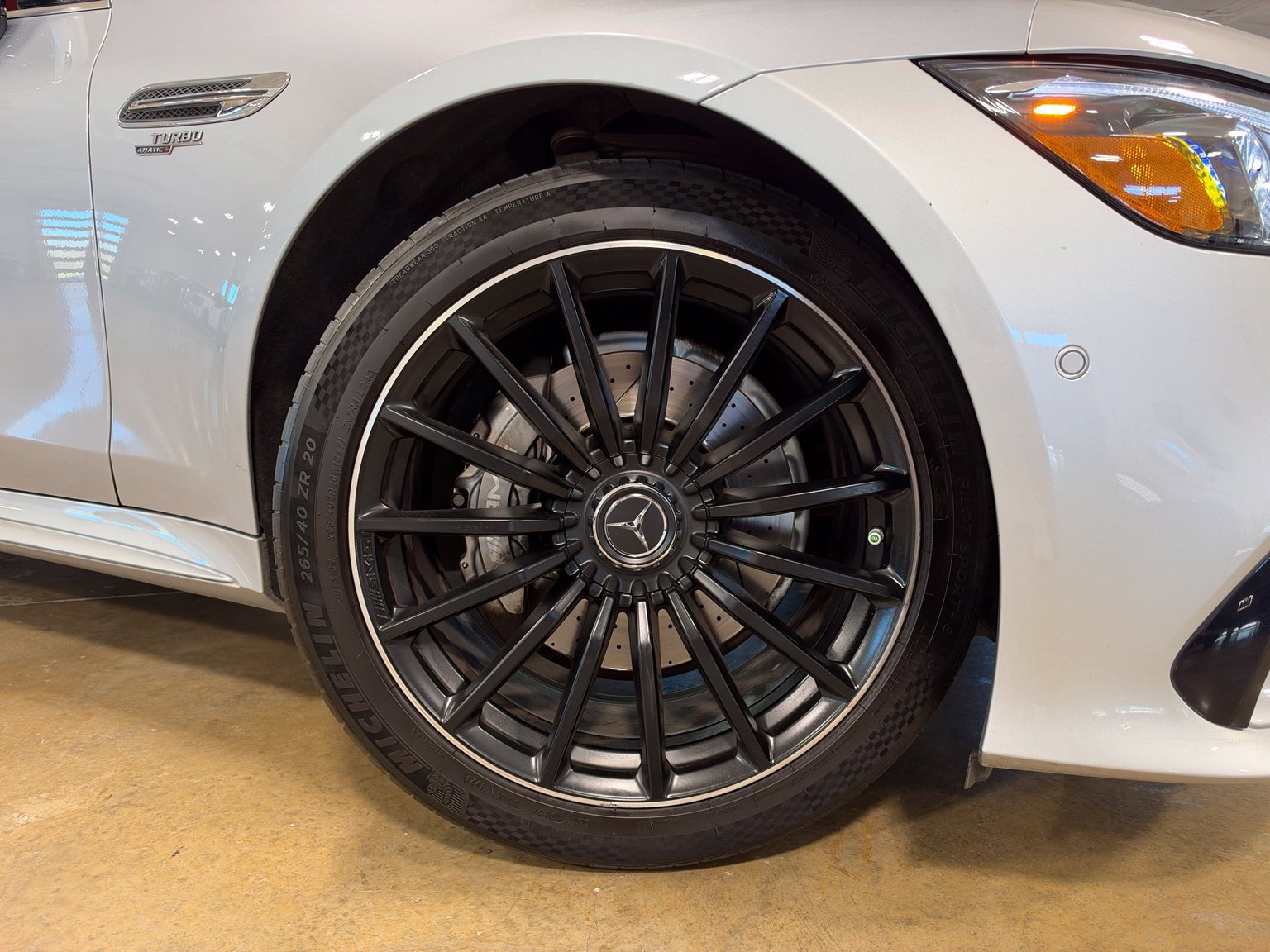 Used 2021 Mercedes-Benz AMG GT 43 image 10