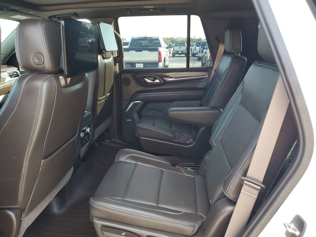 Used 2021 GMC Yukon Denali w/ Denali Ultimate Package image 23