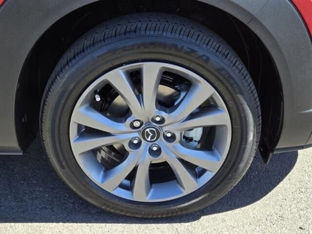 Used 2024 MAZDA CX-30 AWD 2.5 S w/ Preferred Package image 9