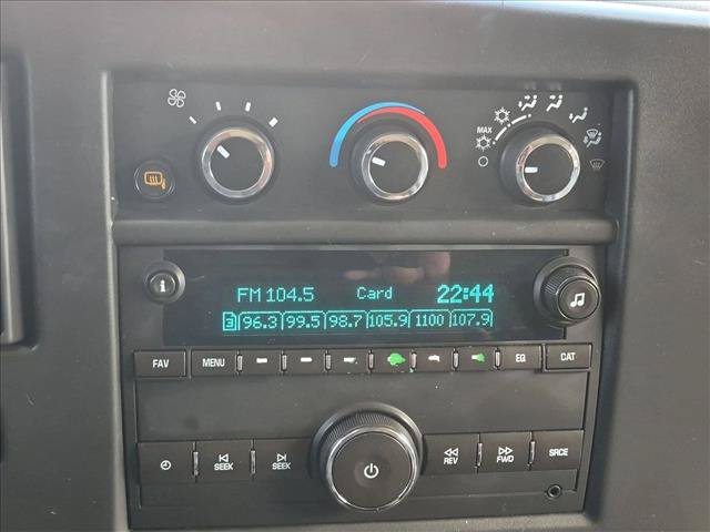 Used 2016 Chevrolet Express 2500 LT w/ LT Preferred Equipment Group RWD image 13