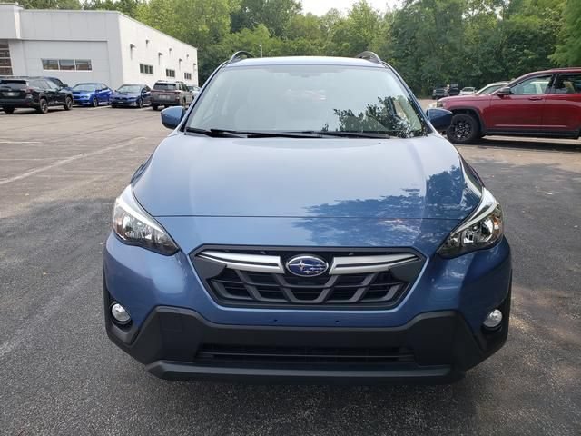 Certified 2022 Subaru Crosstrek 2.0i Premium AWD/4WD image 9