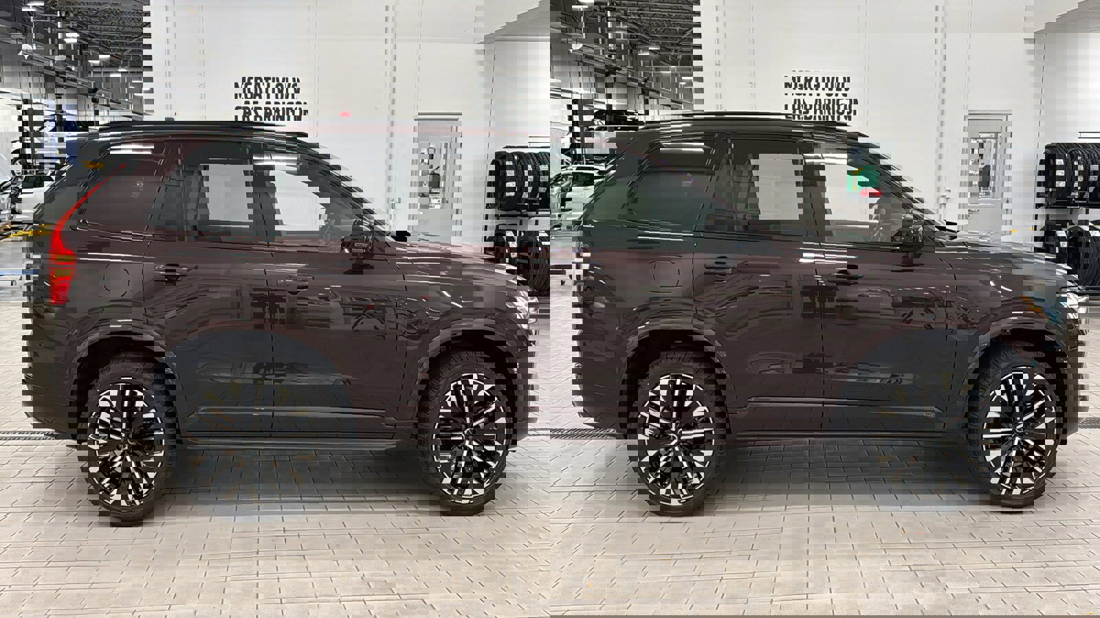 New 2026 Volvo XC90 B6 Ultra w/ Protection Package Premier image 4