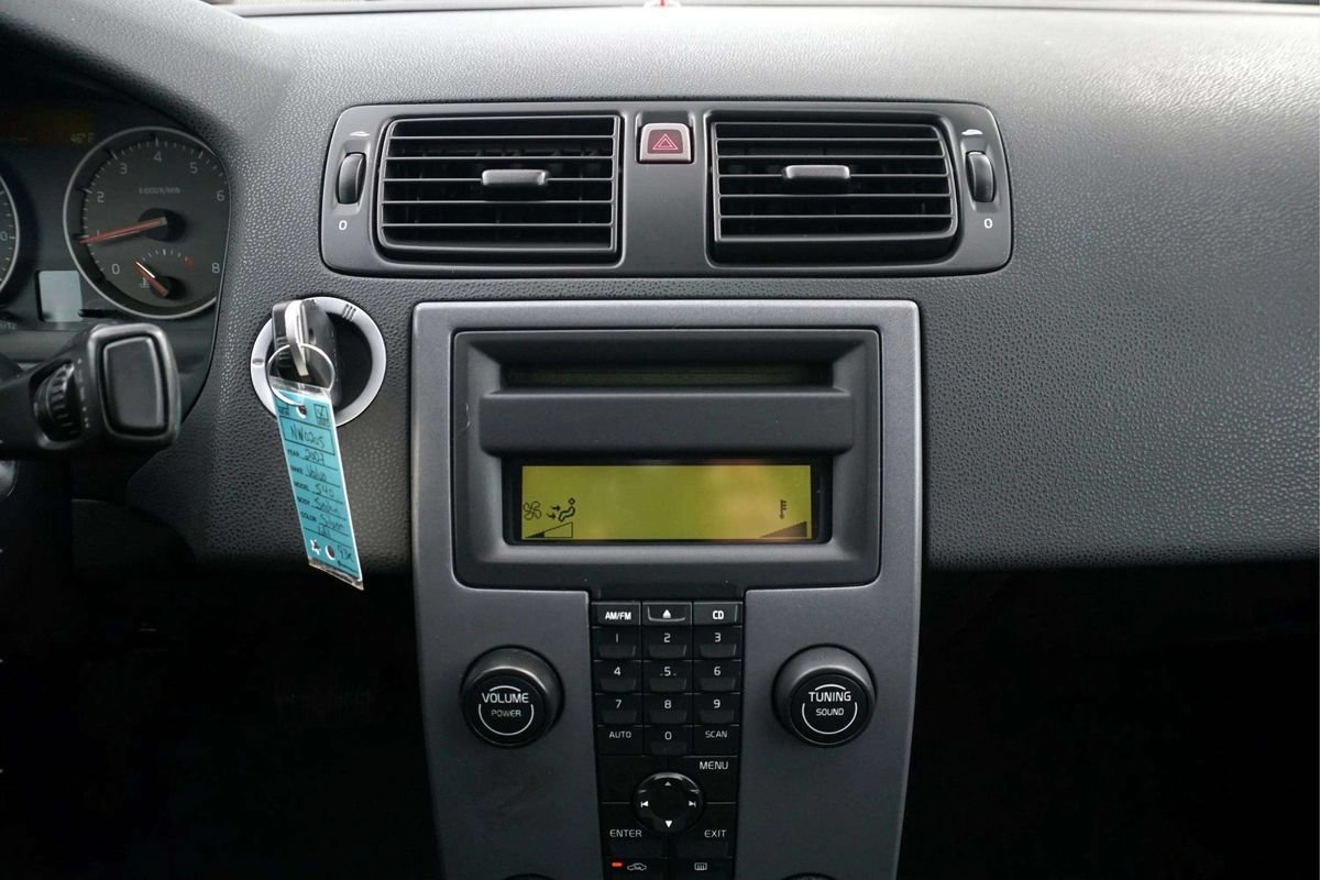 Used 2007 Volvo S40 2.4i FWD image 19