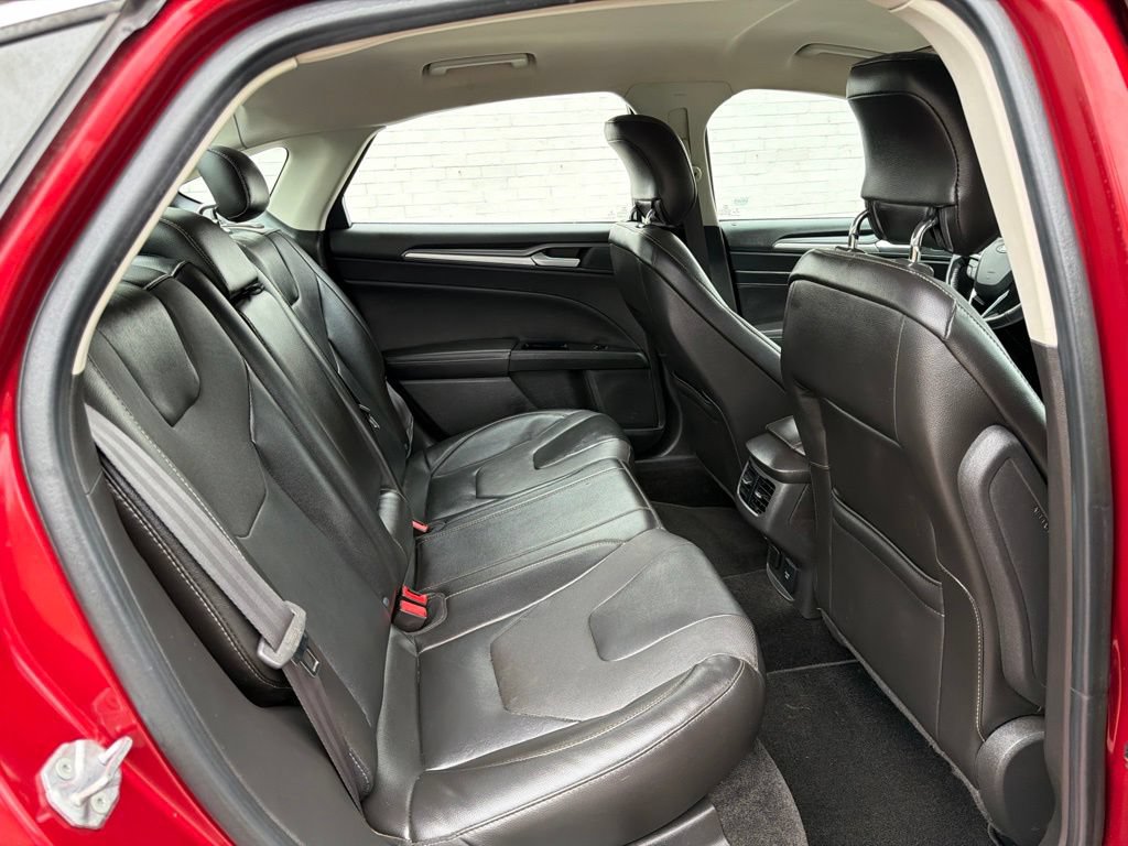 Used 2014 Ford Fusion Titanium FWD image 9
