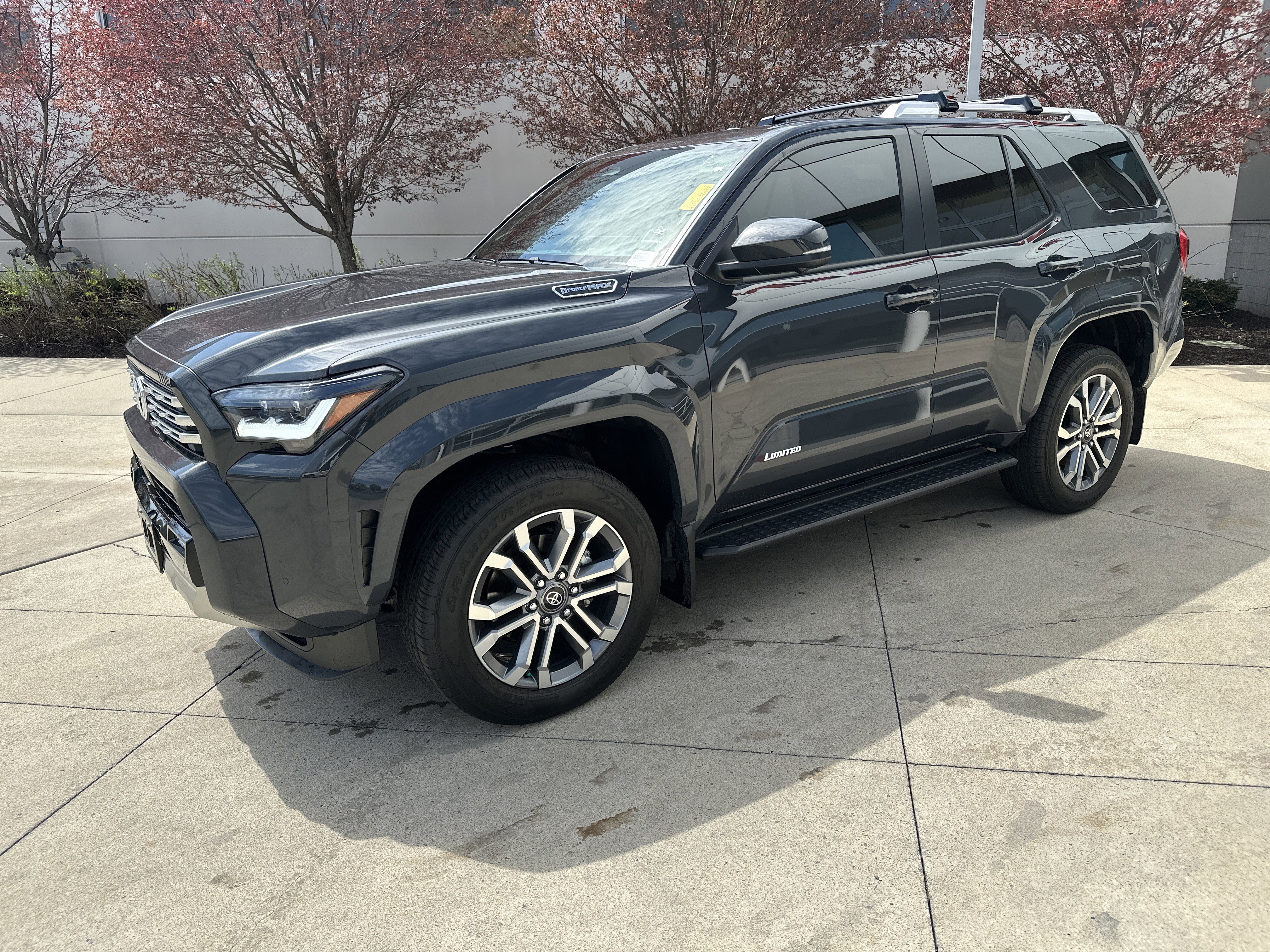 Used 2025 Toyota 4Runner Limited image 3
