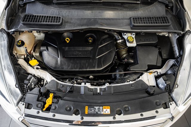 Used 2018 Ford Escape Titanium w/ Ford Safe & Smart Package image 19