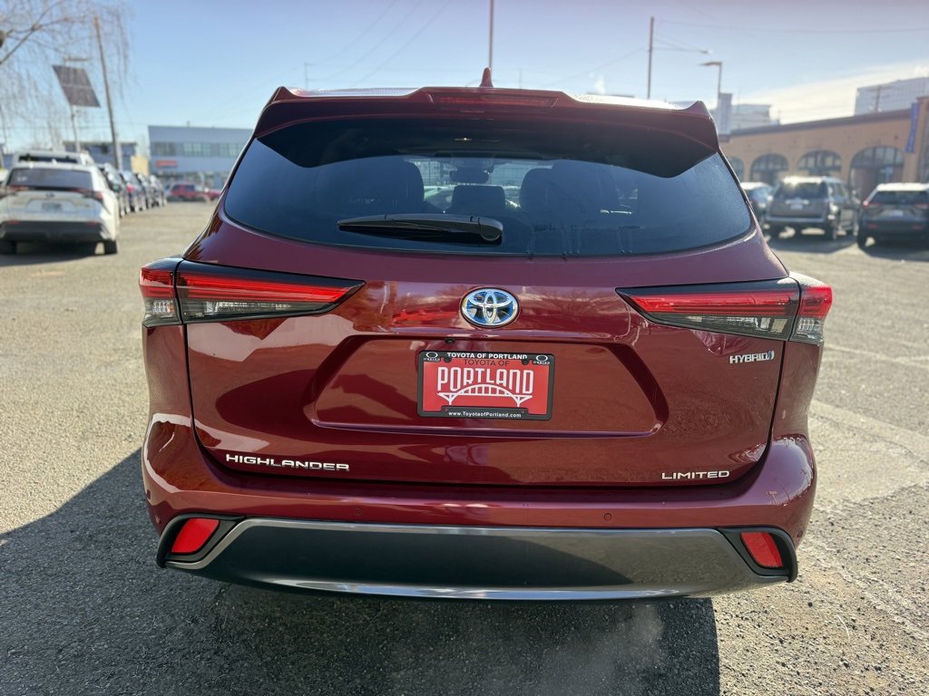 Used 2020 Toyota Highlander Limited image 6