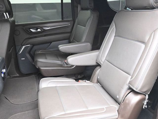 Used 2022 GMC Yukon XL Denali AWD/4WD image 17