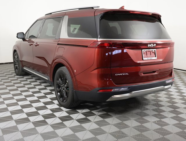 Certified 2024 Kia Carnival SX image 6