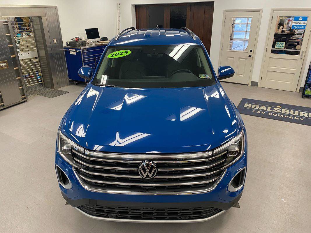 Used 2025 Volkswagen Atlas SE image 17