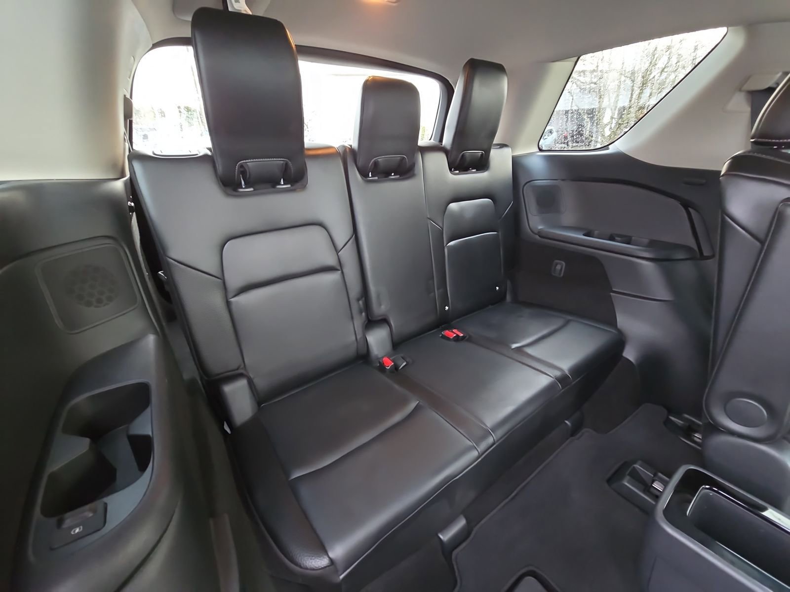 Used 2025 Nissan Pathfinder SL w/ SL Premium Package image 29