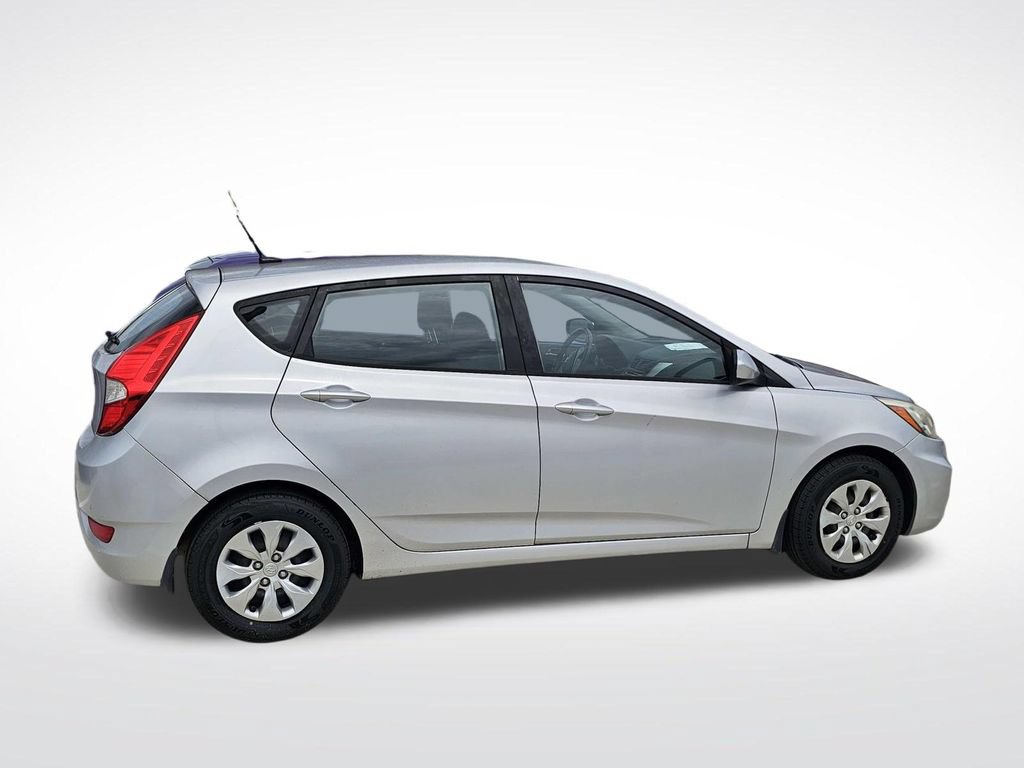 Used 2017 Hyundai Accent SE FWD image 11