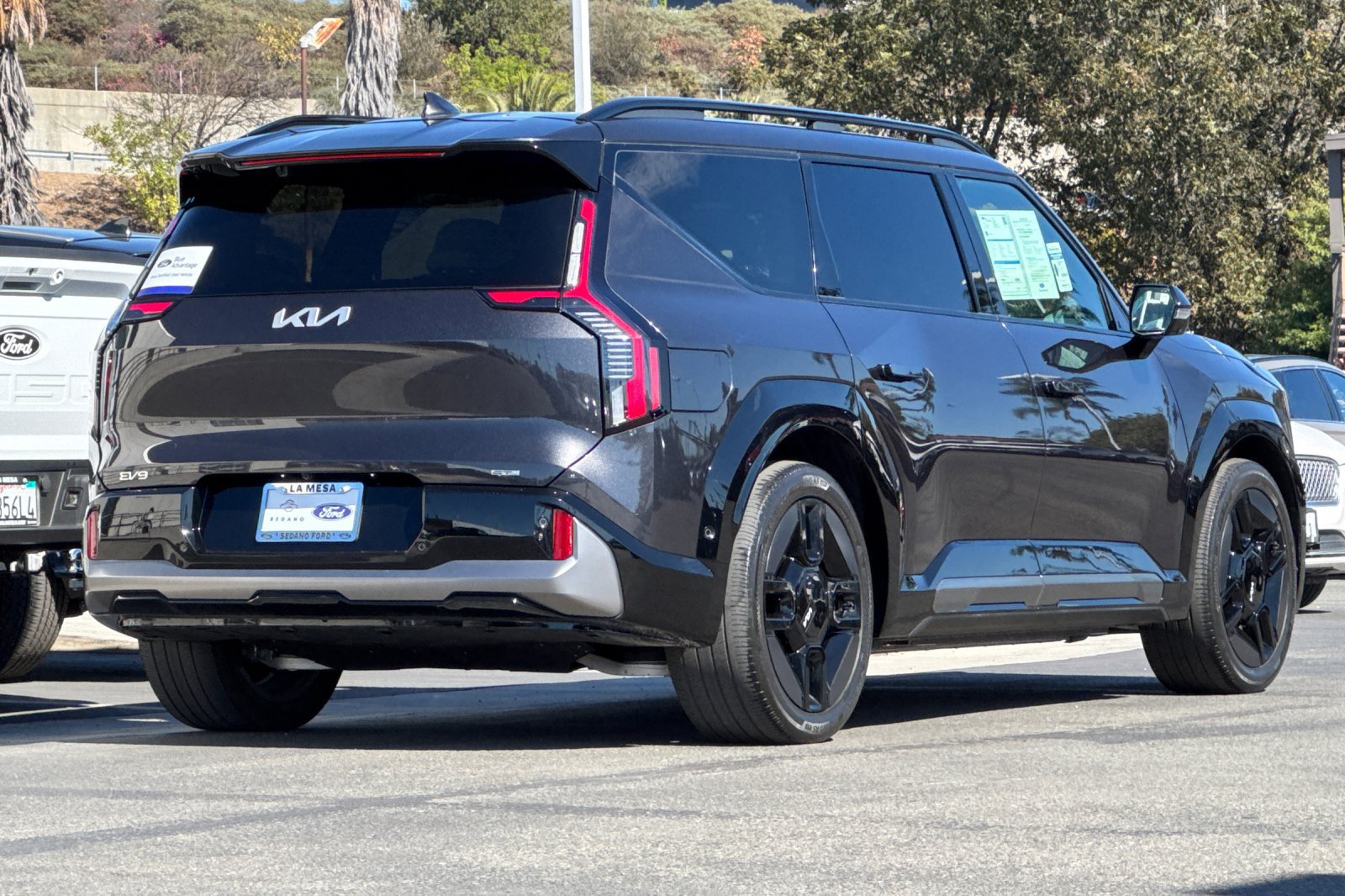 Used 2024 Kia EV9 GT-Line AWD/4WD image 3