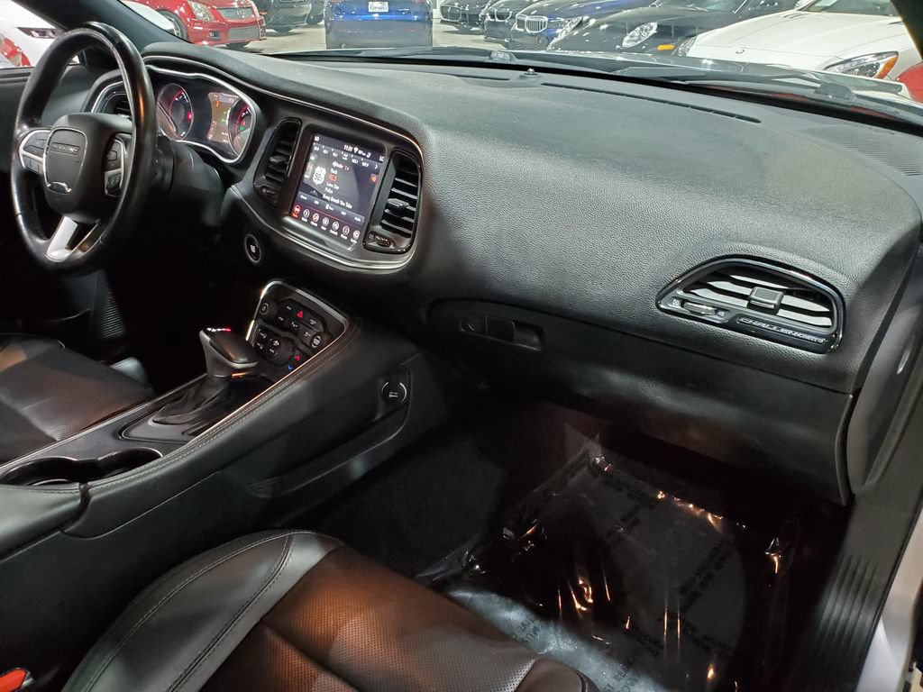 Used 2018 Dodge Challenger SXT Plus RWD image 14