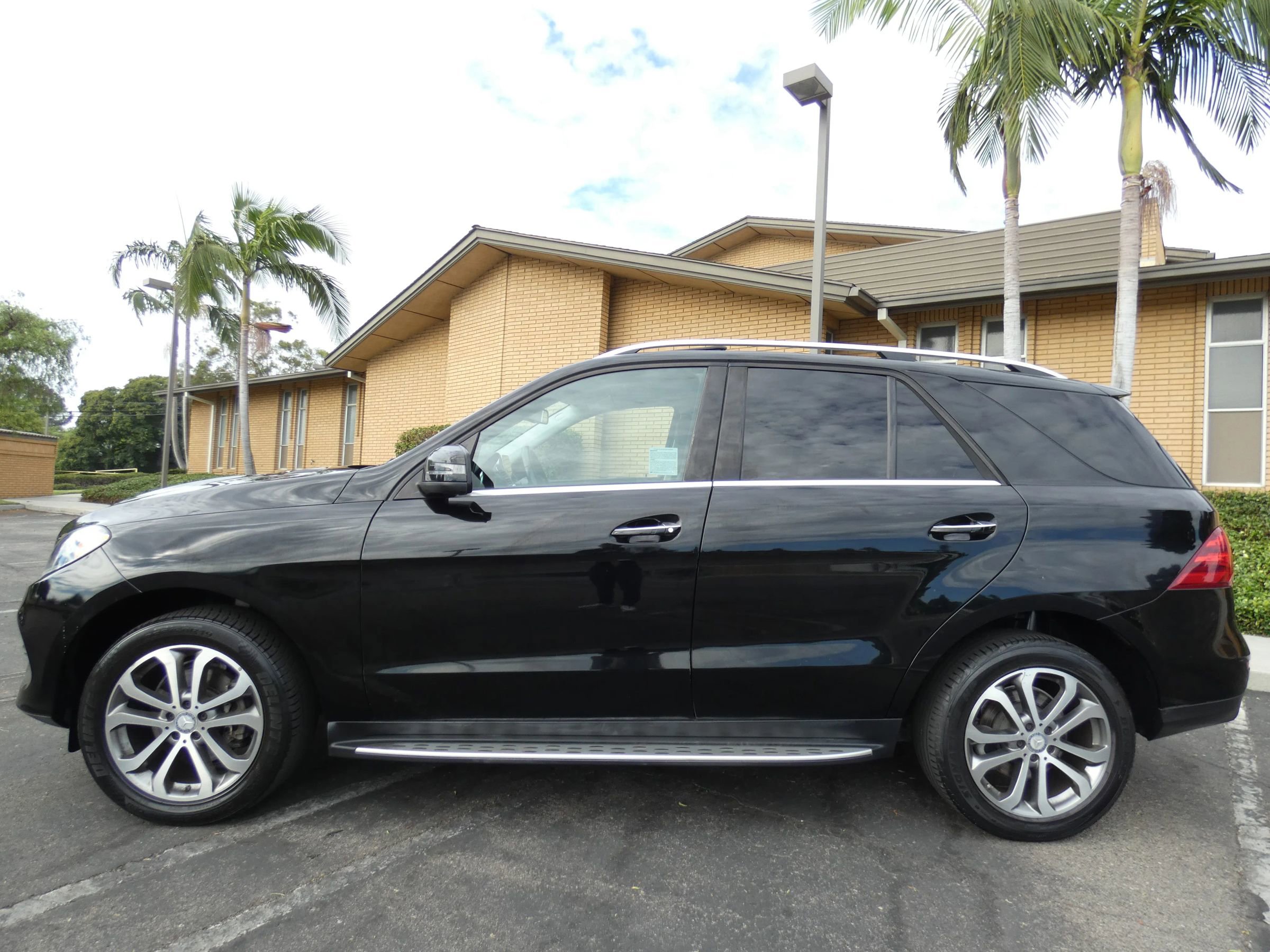 Used 2016 Mercedes-Benz GLE 350 w/ Premium Package image 15
