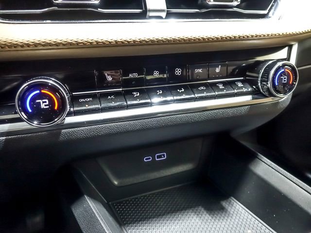 New 2026 Chevrolet Equinox ACTIV w/ Safety and Technology Package image 21