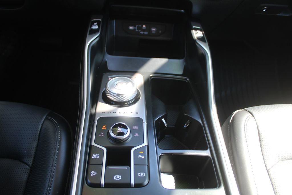Certified 2025 Kia Sorento EX AWD/4WD image 37
