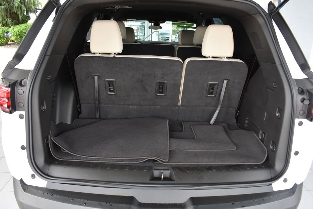 Used 2022 Chevrolet Traverse LS AWD/4WD image 26
