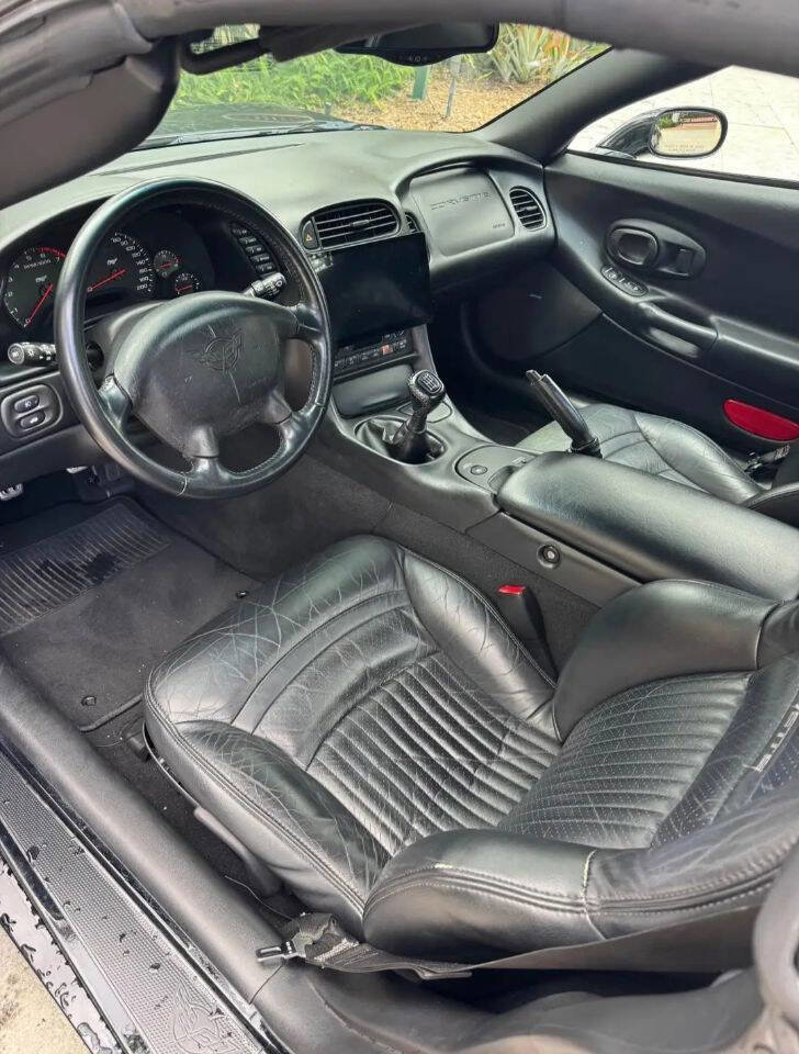 Used 2003 Chevrolet Corvette Convertible w/ Preferred Equipment Group1 image 7