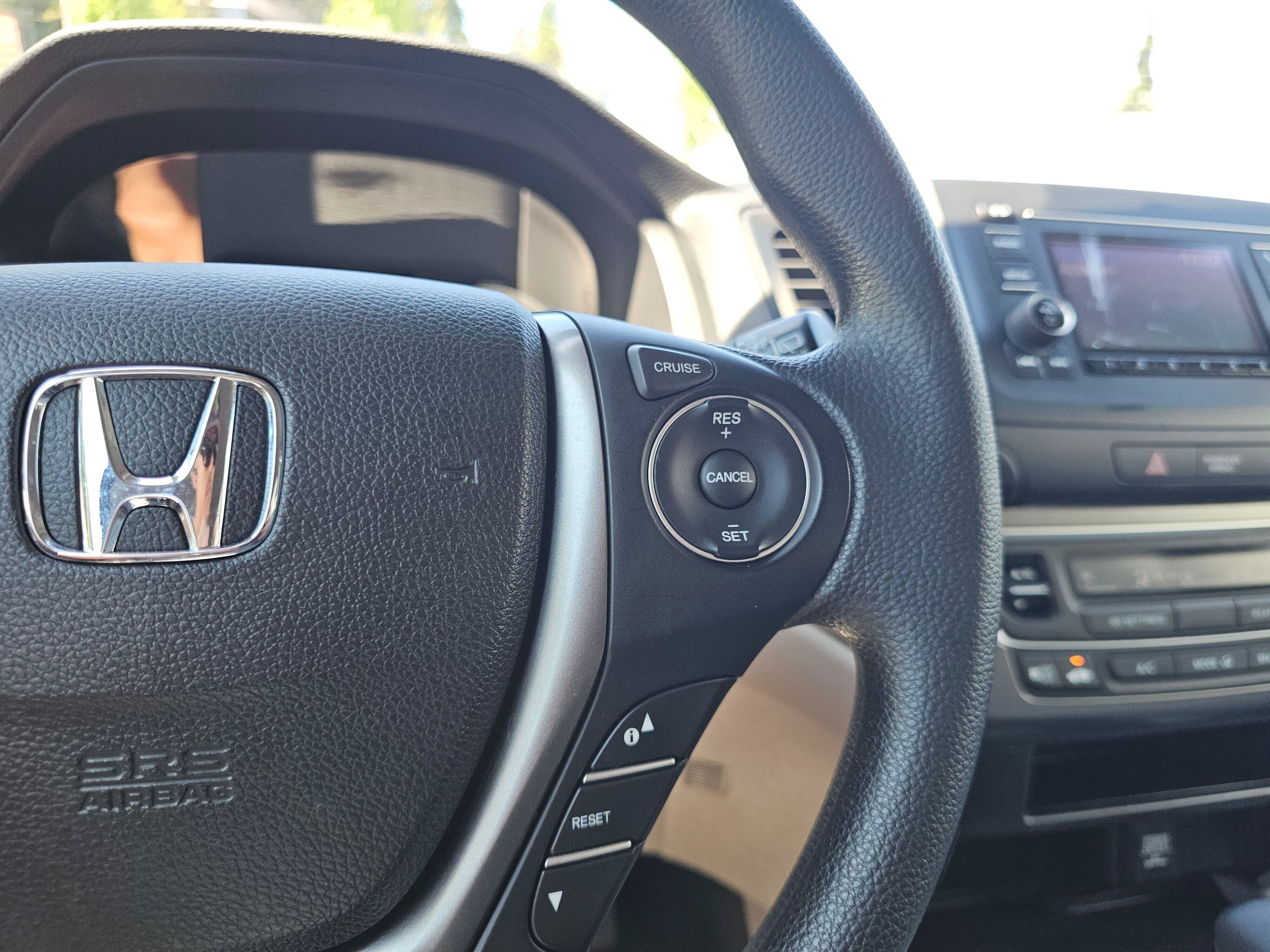 Used 2018 Honda Pilot LX image 31
