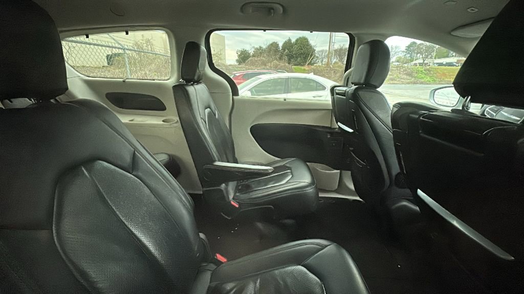 Used 2019 Dodge Grand Caravan GT image 11