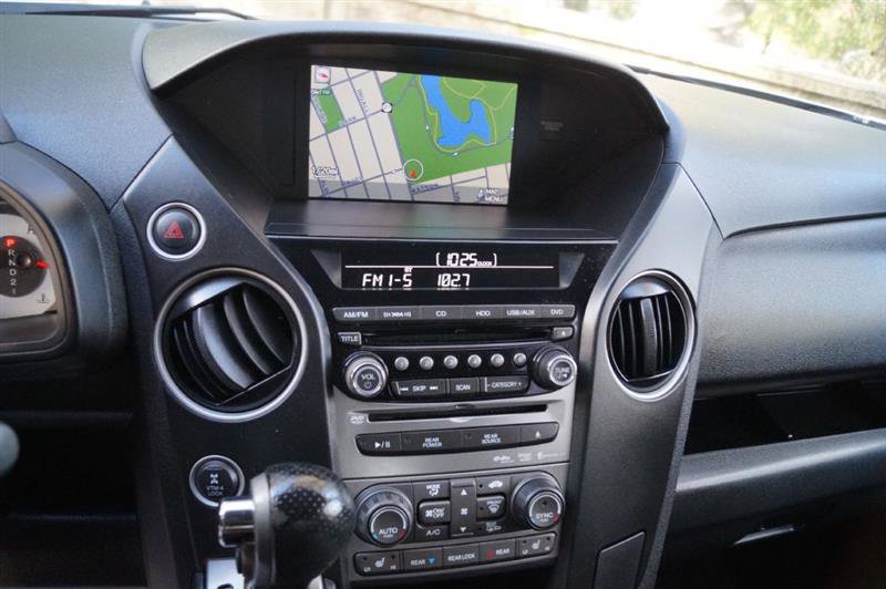 Used 2014 Honda Pilot Touring image 22