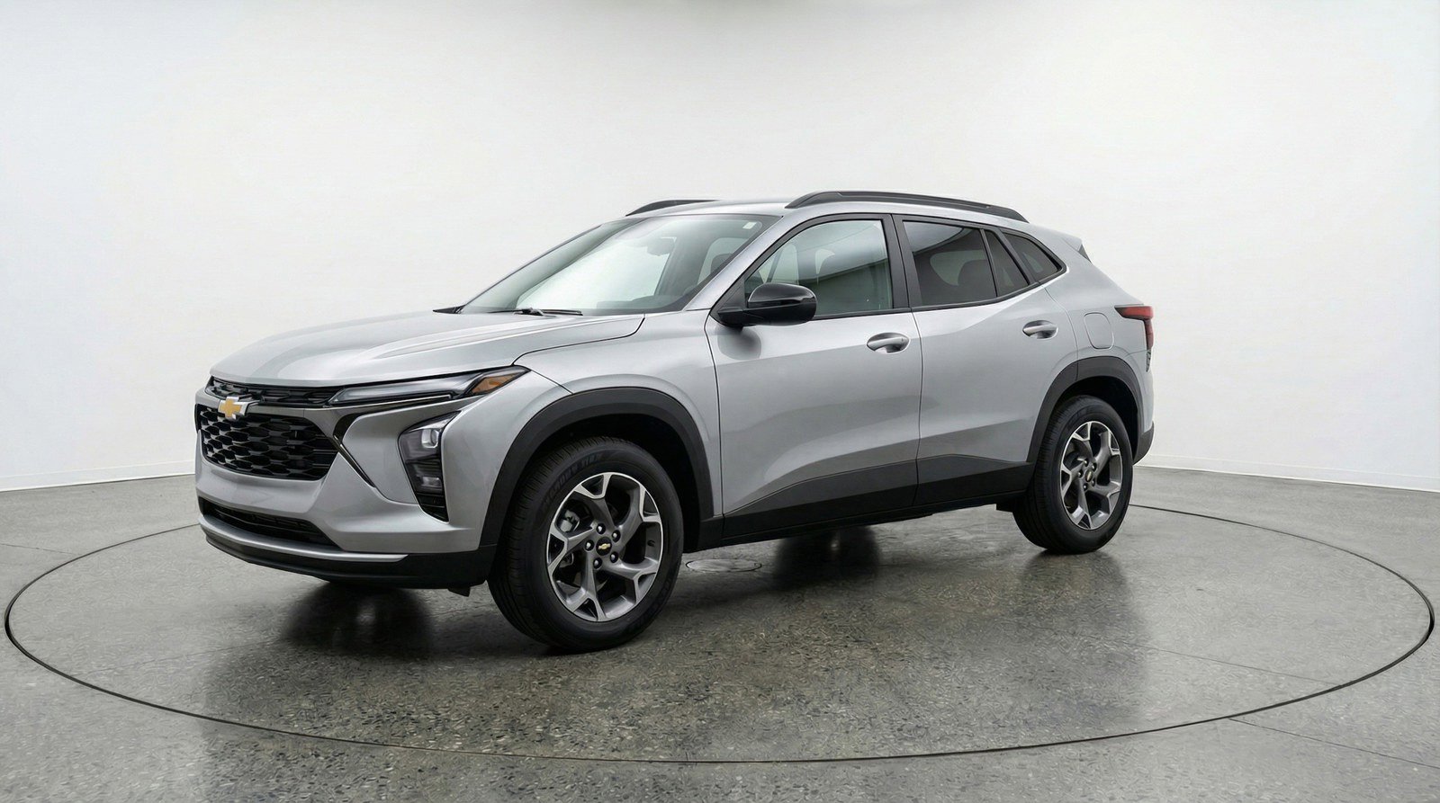 Used 2025 Chevrolet Trax LT FWD image 3
