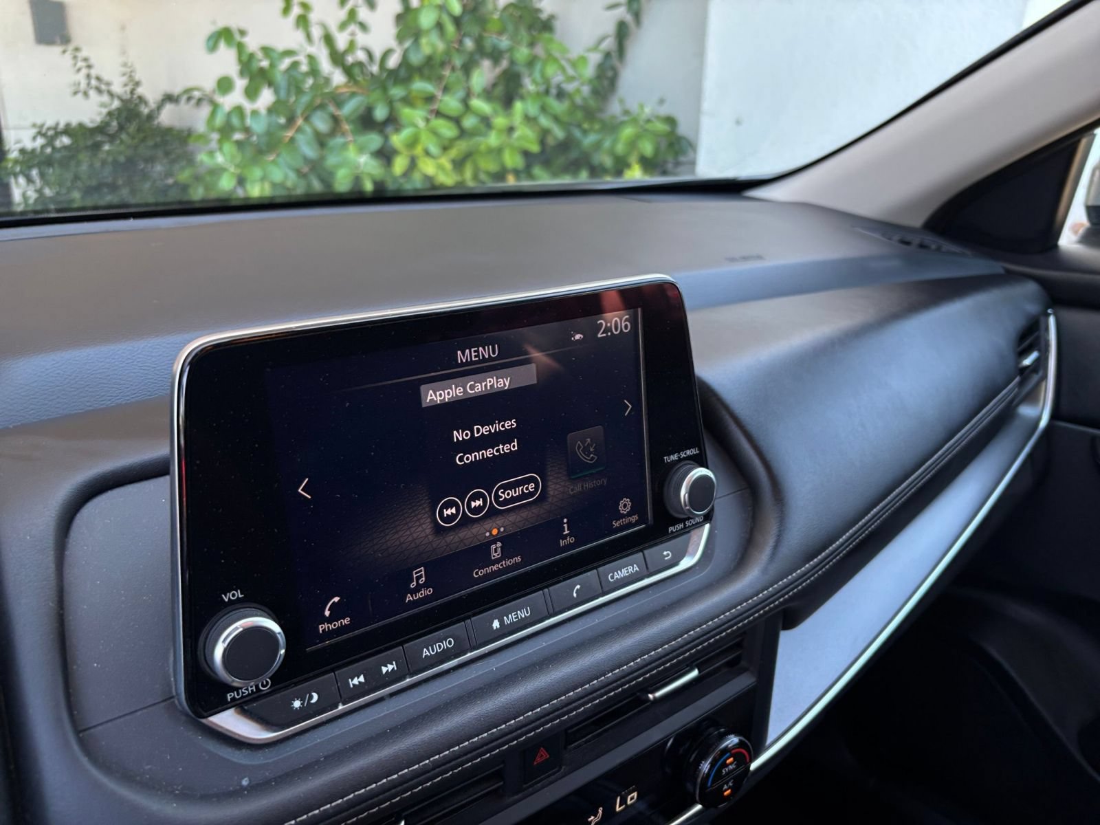 Used 2025 Nissan Rogue SV FWD image 20
