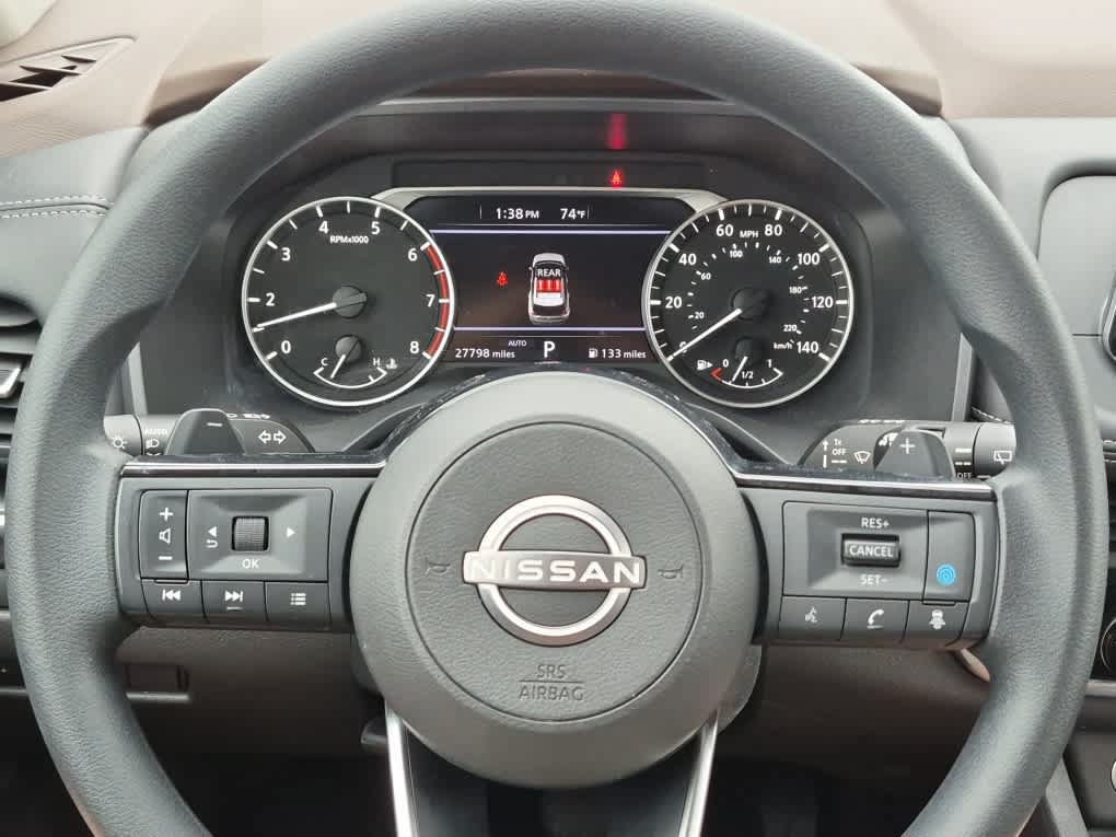 Used 2023 Nissan Rogue SV AWD/4WD image 16
