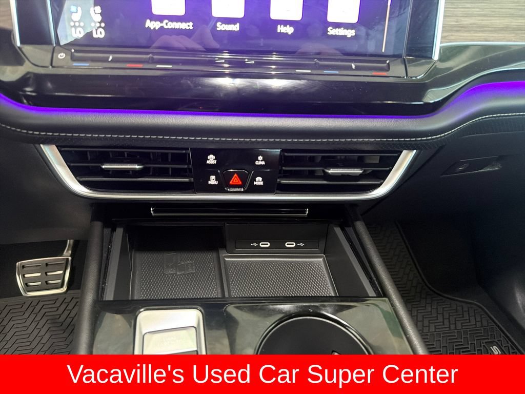 Used 2024 Volkswagen Atlas SEL Premium R-Line AWD/4WD image 18