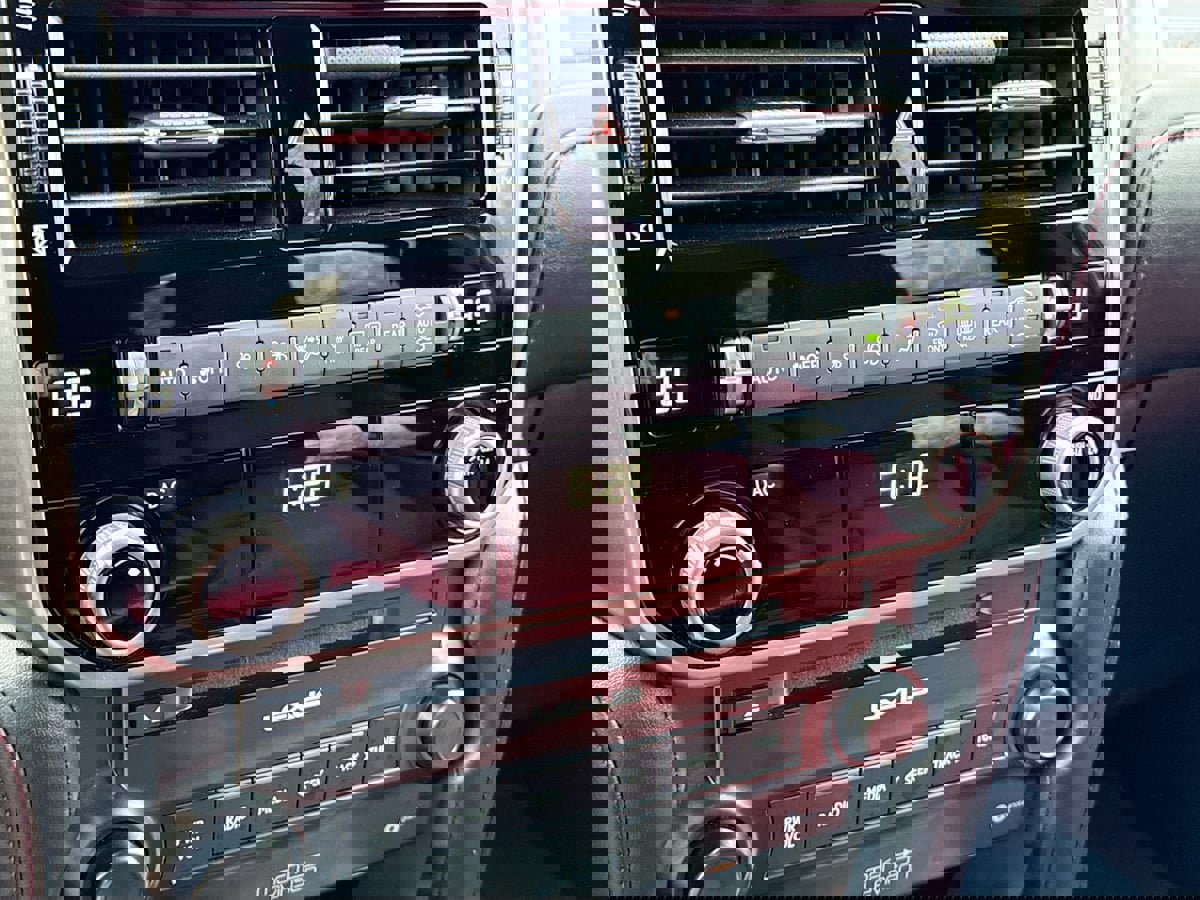 Used 2023 Lexus GX 460 Premium image 16