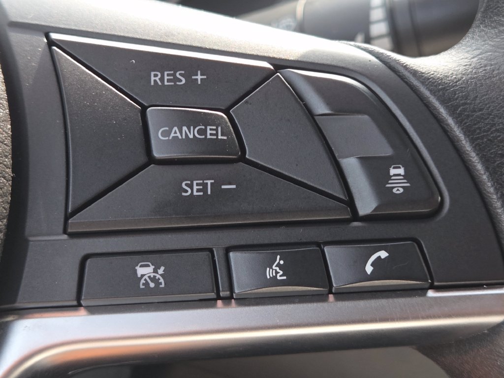 Certified 2025 Nissan Sentra SV FWD image 11