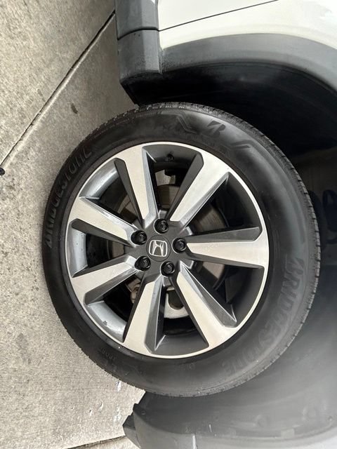 Used 2024 Honda Pilot Touring image 32