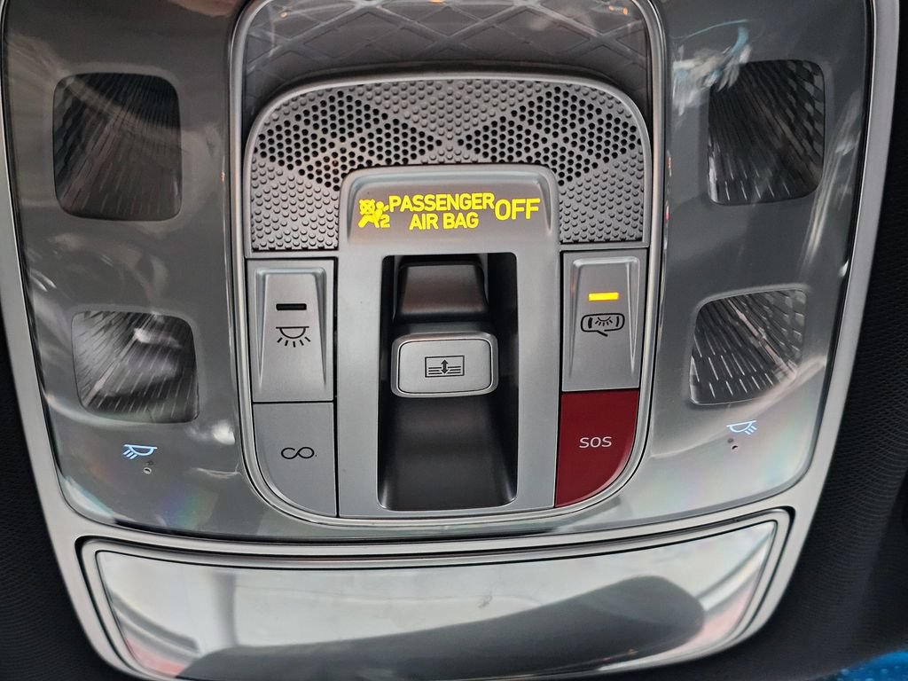Certified 2023 Genesis GV60 Advanced AWD/4WD image 18