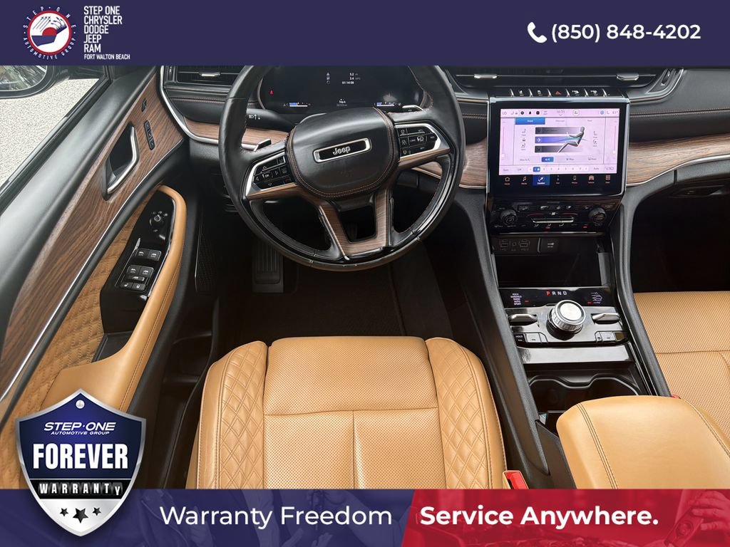 Used 2024 Jeep Grand Cherokee L Summit w/ Rear Seat Video Group I AWD/4WD image 14