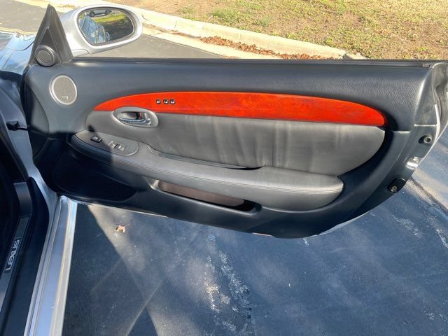Used 2006 Lexus SC 430 Convertible RWD image 15