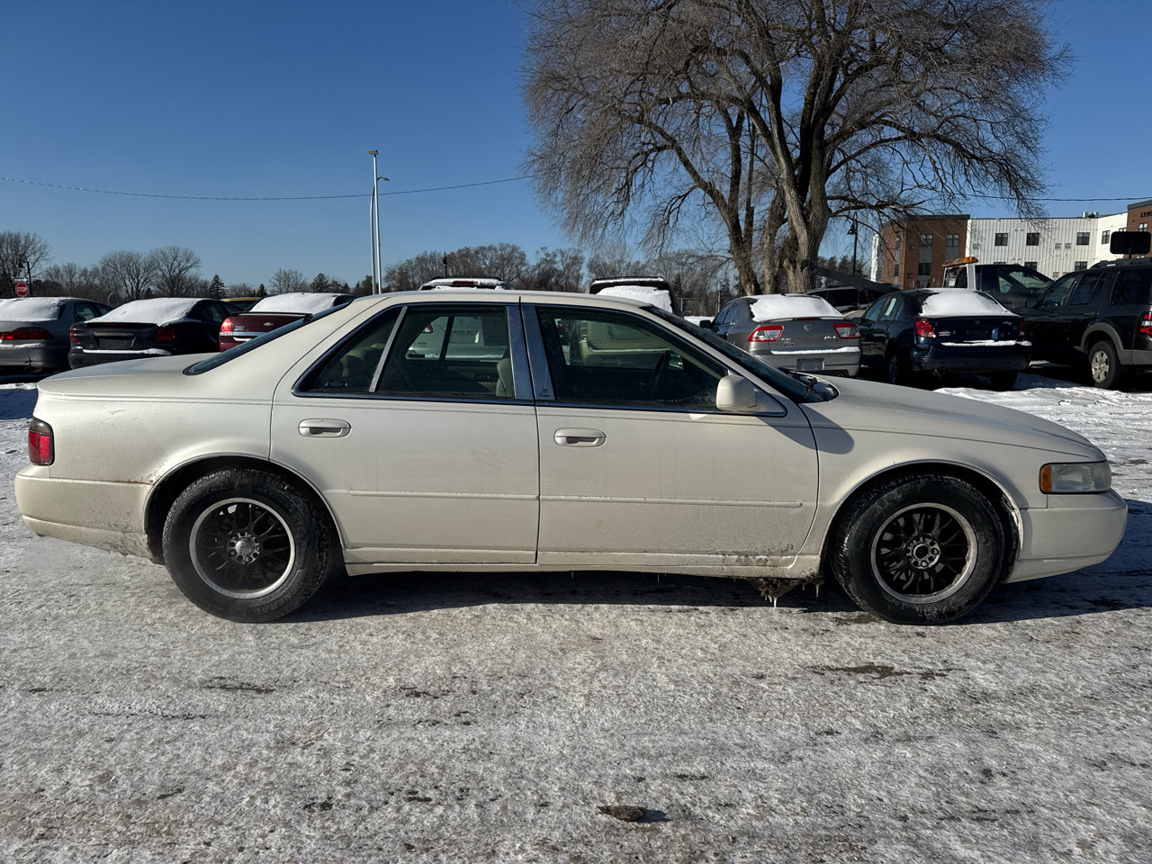 Used 2002 Cadillac Seville SLS w/ Luxury Pkg image 4