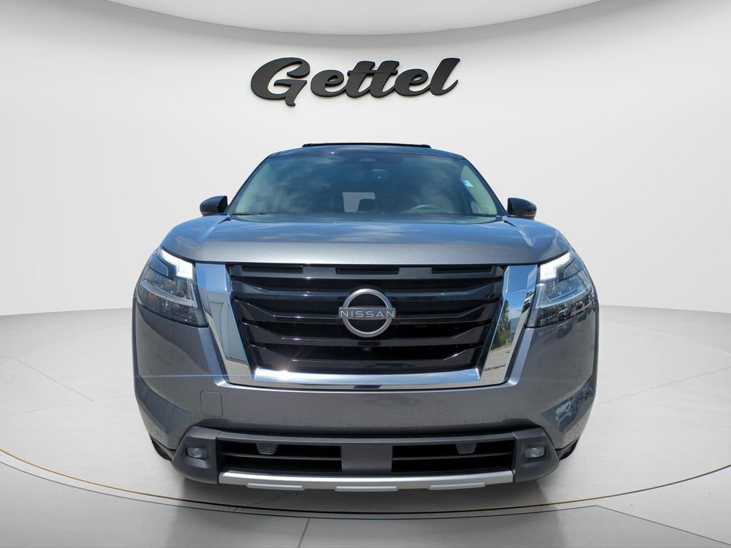 Certified 2022 Nissan Pathfinder Platinum w/ Cargo Package FWD video 2