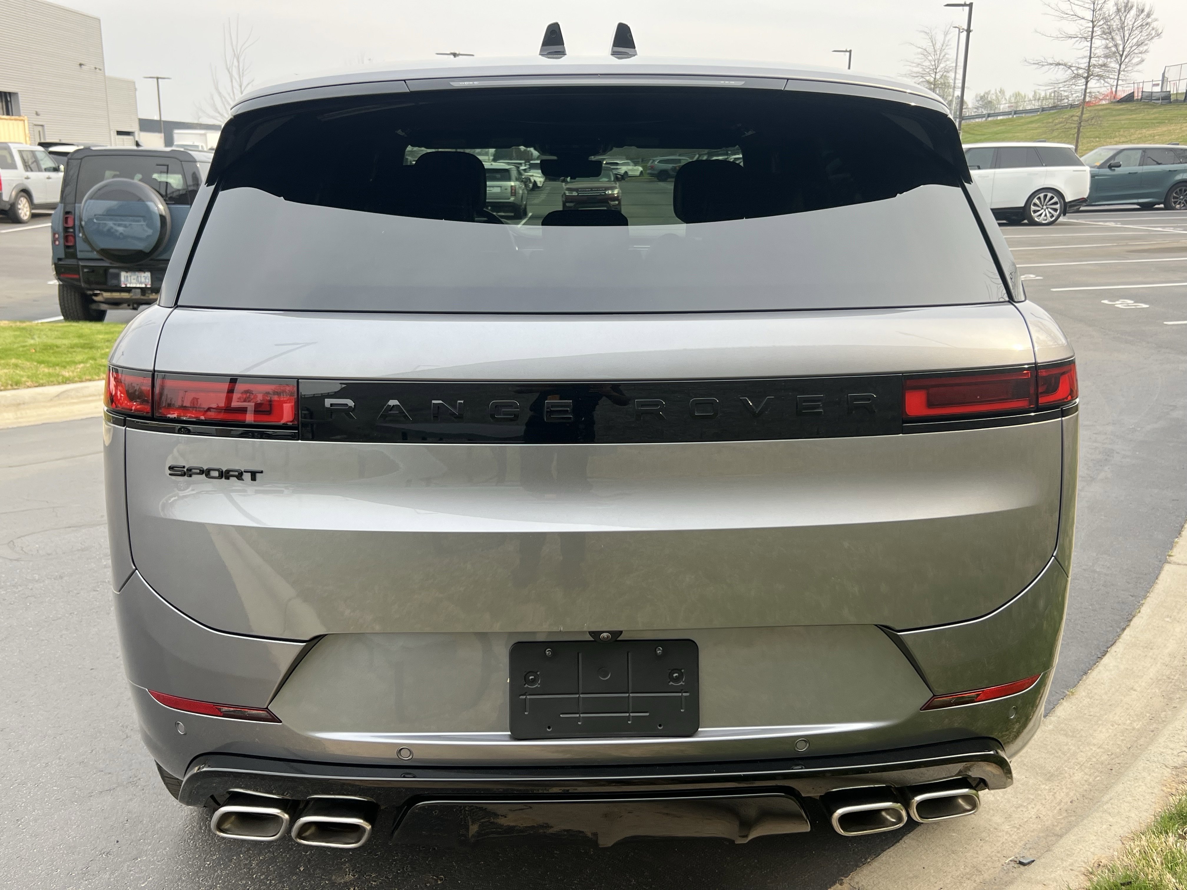 Certified 2025 Land Rover Range Rover Sport Autobiography AWD/4WD image 6