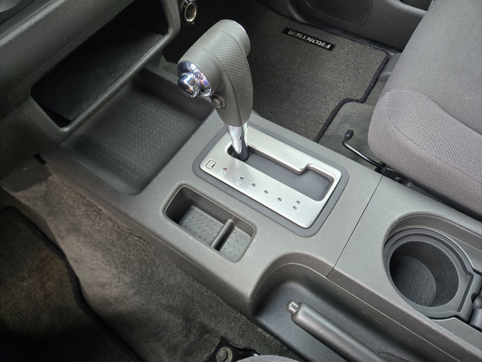 Used 2006 Nissan Frontier XE w/ (G01) XE Preferred Pkg image 16