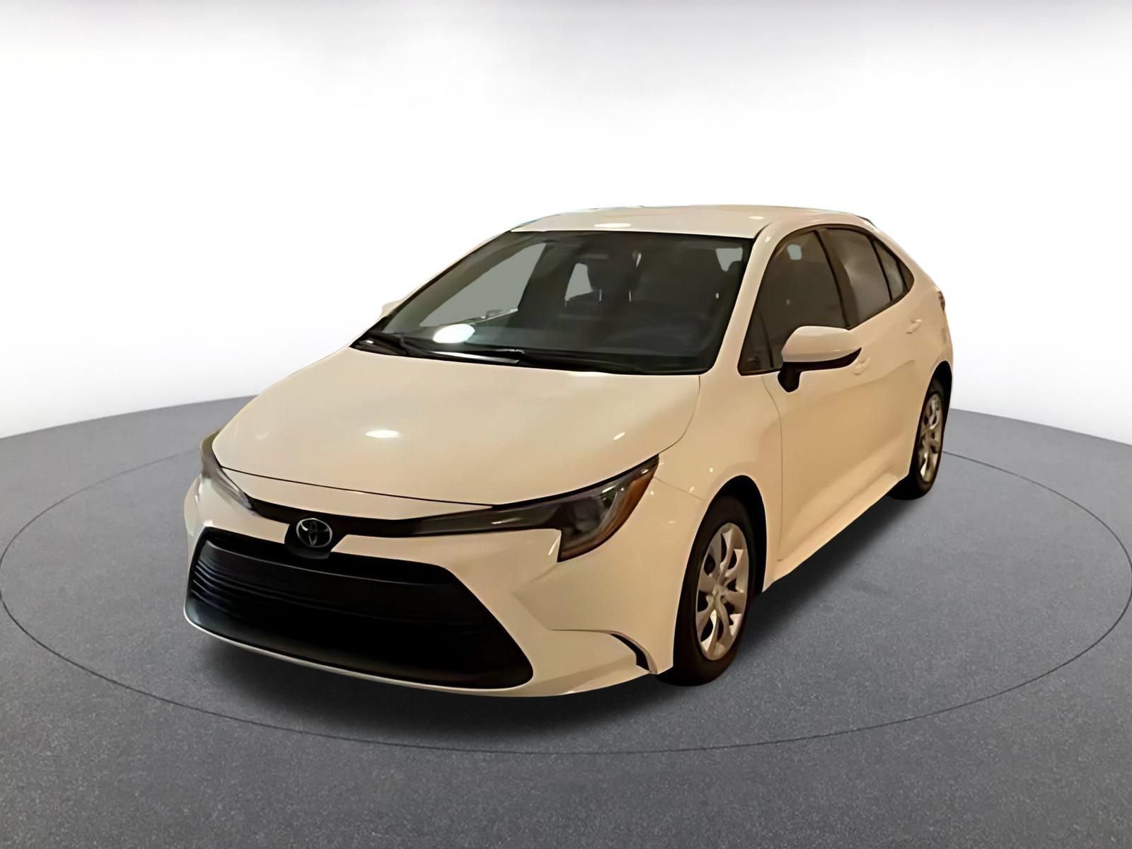 Used 2025 Toyota Corolla LE FWD image 8