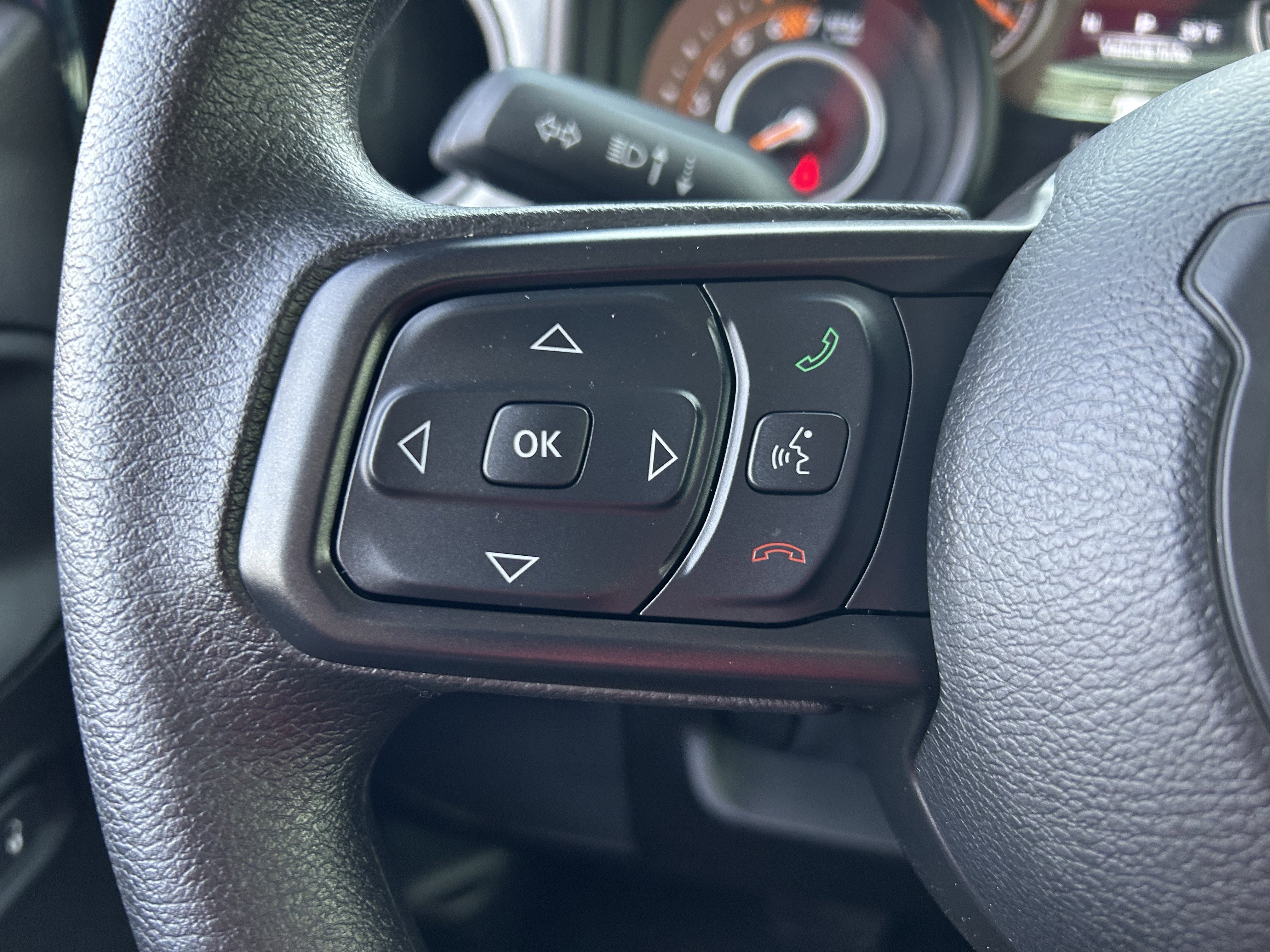 Used 2025 Jeep Wrangler Sport image 18