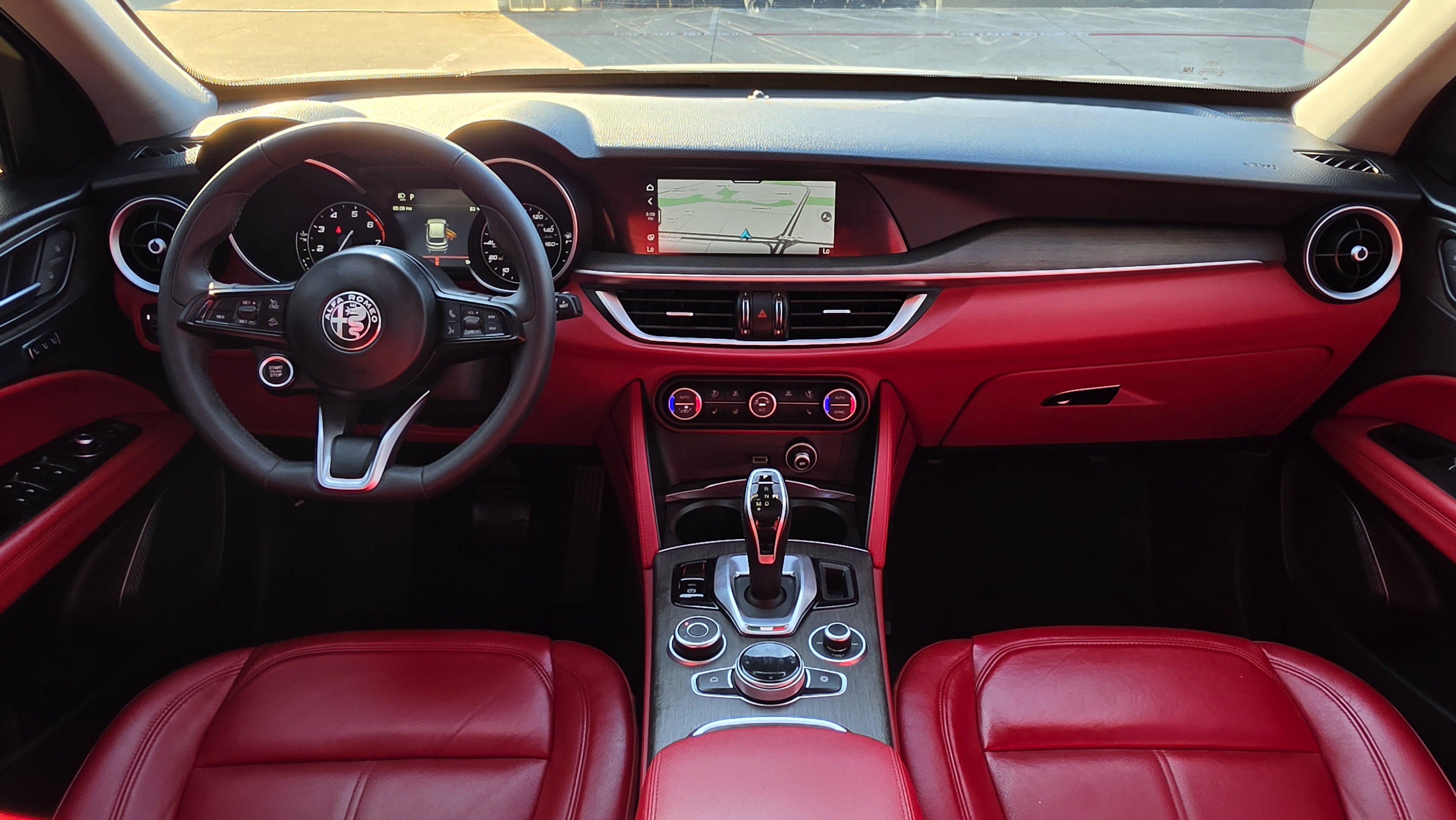 Used 2021 Alfa Romeo Stelvio Ti AWD/4WD image 35