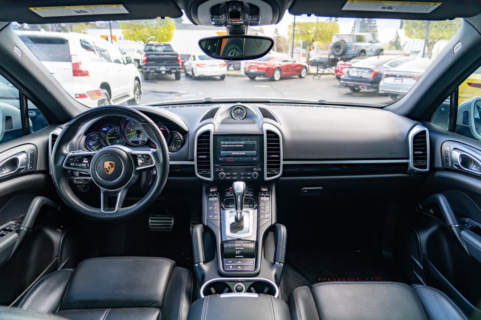 Used 2017 Porsche Cayenne S Platinum AWD/4WD image 18
