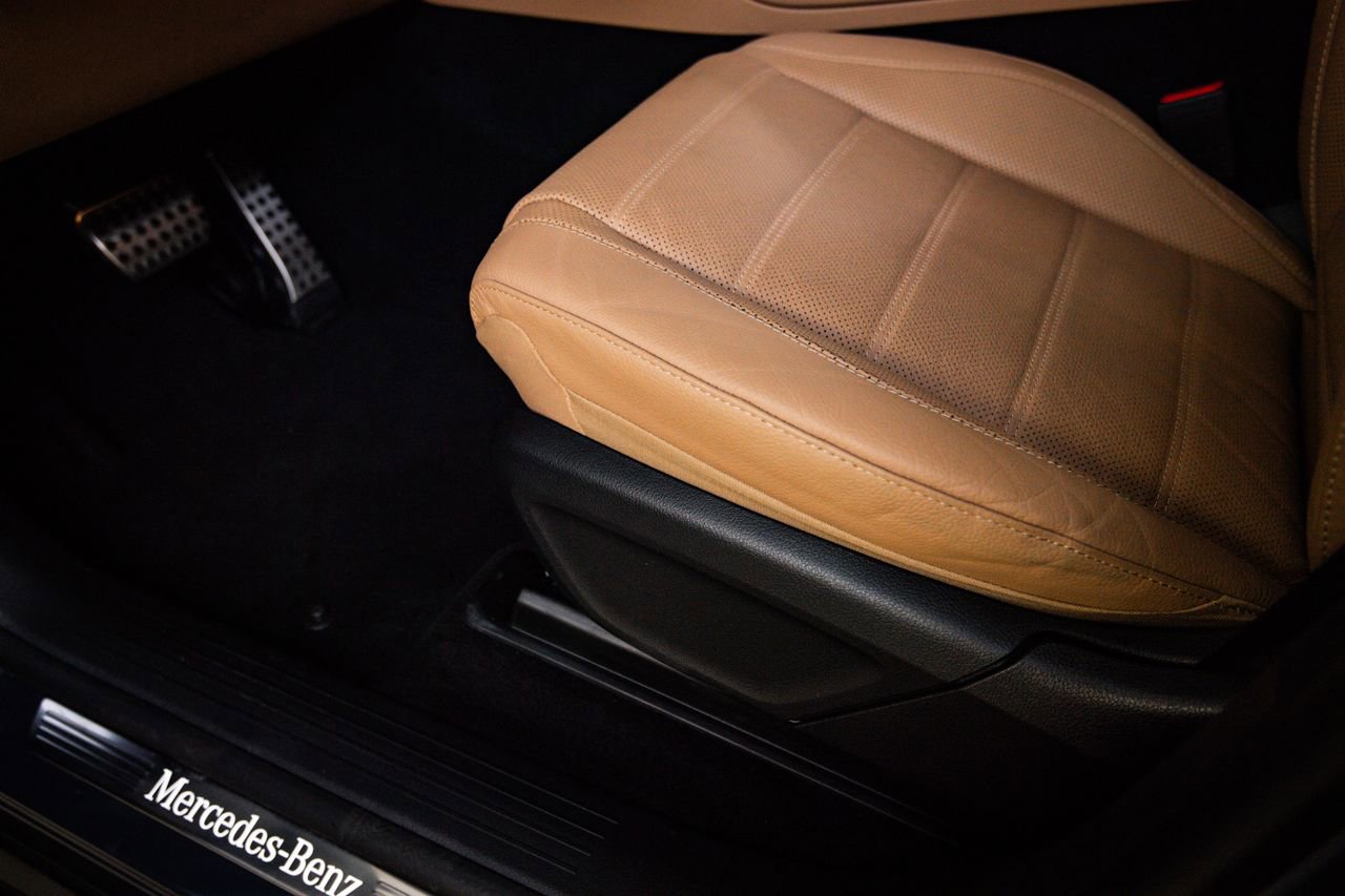 Used 2024 Mercedes-Benz GLS 580 4MATIC image 14